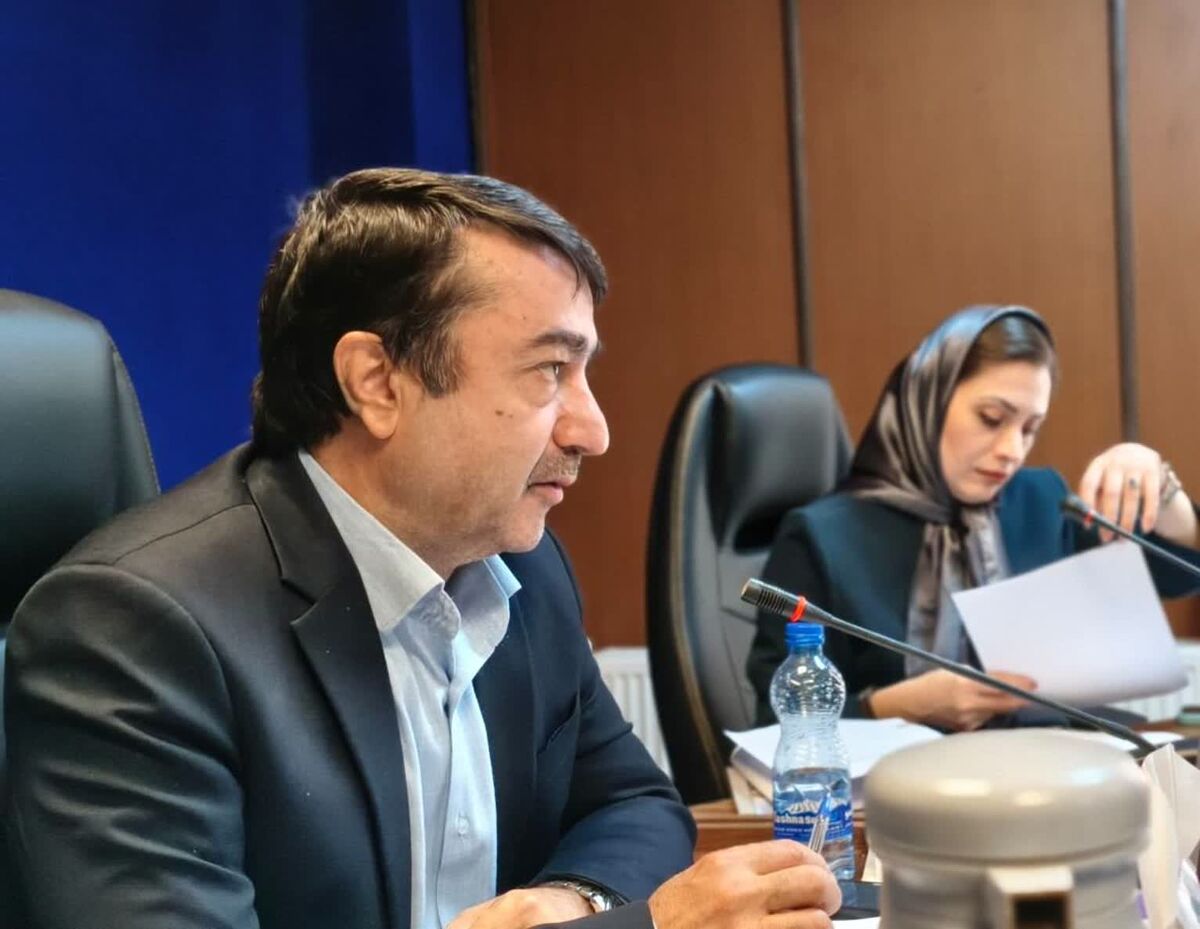 OGUzMwlF8dmG
